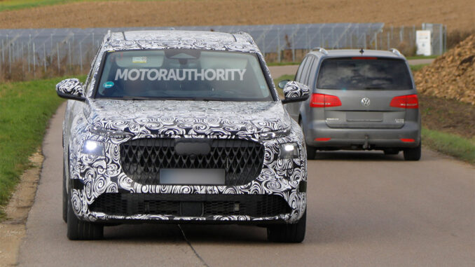 2027 audi q7 spy shots photo via baldauf 100950261 h.jpg